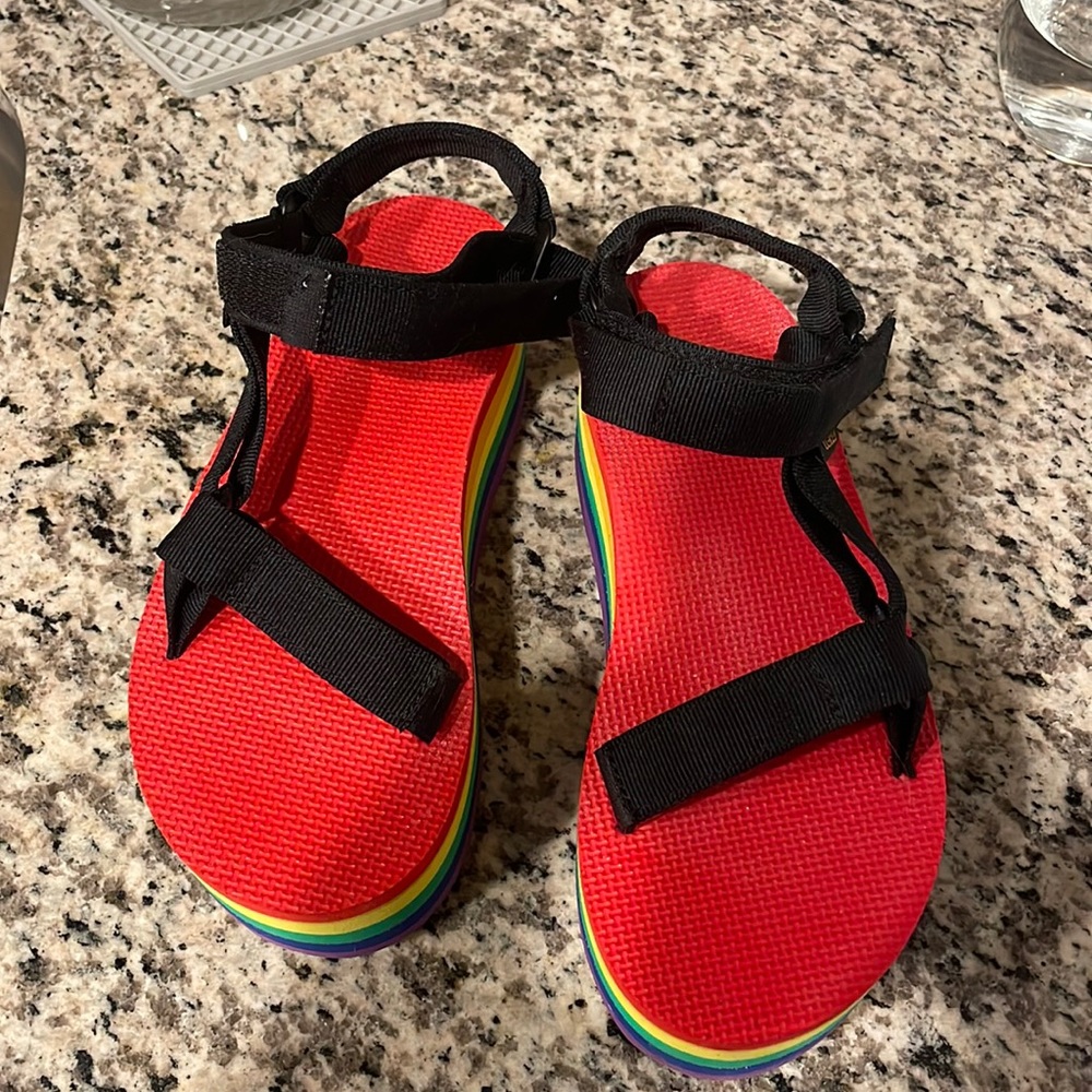 Never worn rainbow double decker Tevas!!